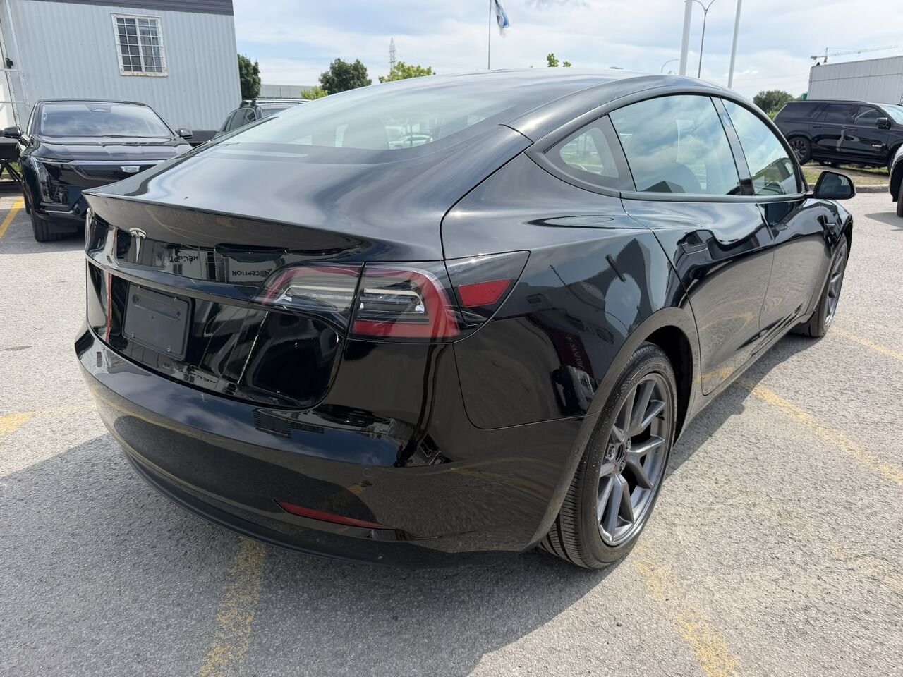 Tesla Model 3 STANDARD RANGE PLUS 2021 Noir Laval - photo #9