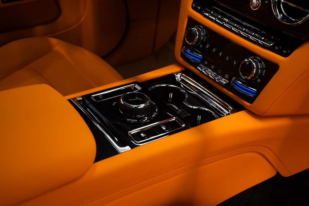 2024 Rolls-Royce Spectre Coupe Black Kirkland - photo #21