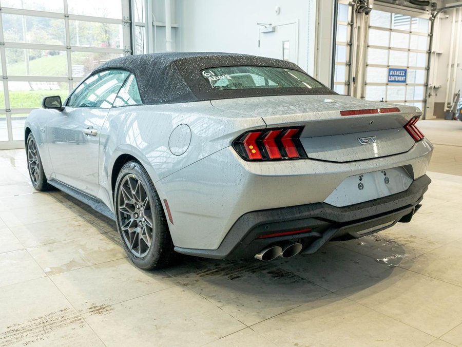 Ford Mustang 2026 2026 Argent emblématique métallisé