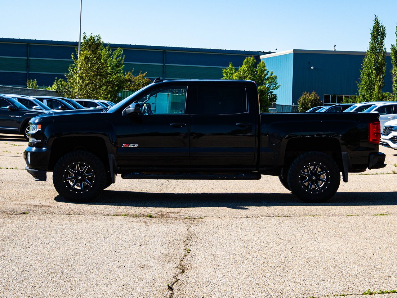 2018 Chevrolet Silverado 1500 4WD Crew Cab 143.5 LTZ w/2LZ Black Sherwood Park - photo #9