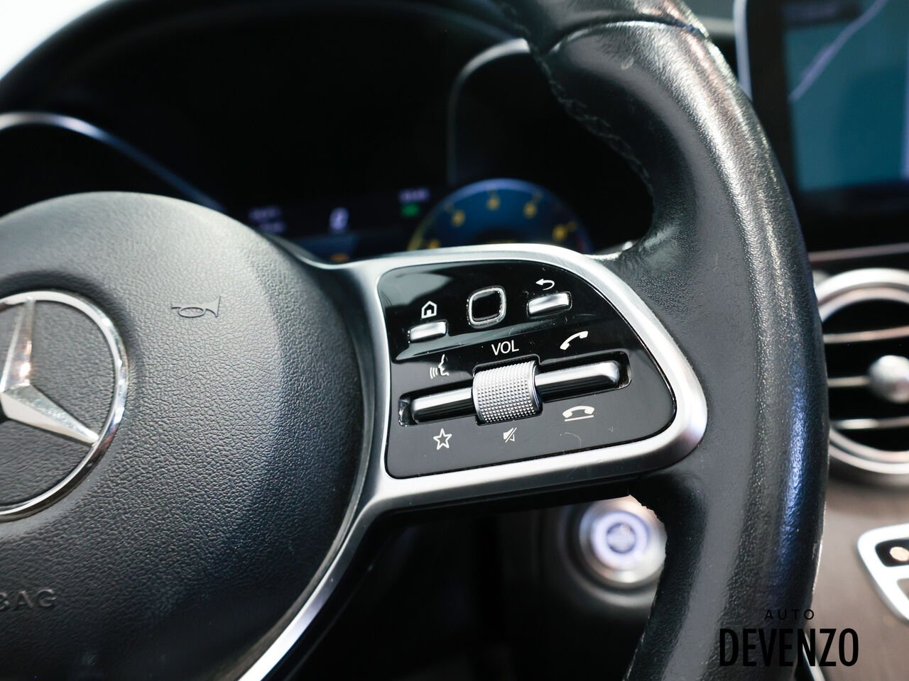 Mercedes-Benz Classe-C 2019 Blanc Saint-Eustache - photo #17