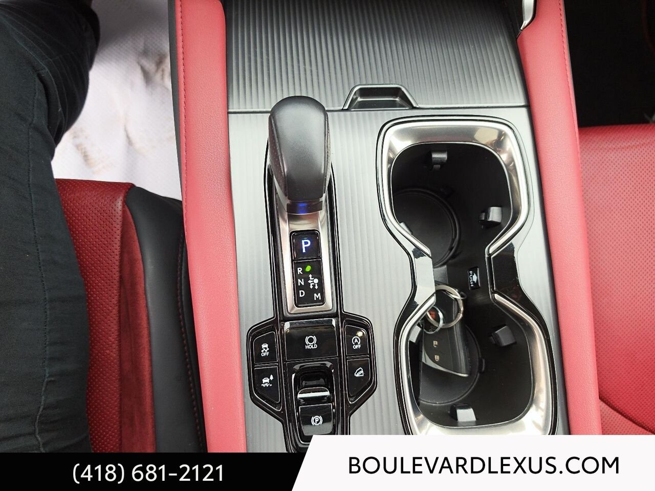 Lexus RX 19858A 2024 Noir Québec - photo #16