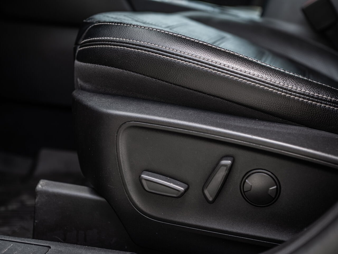 2023 Ford Escape Black Sainte-Julienne - photo #17