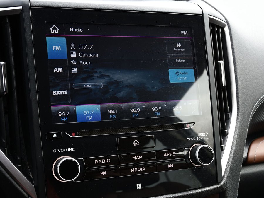 2022 Subaru Forester Premier CVT Green