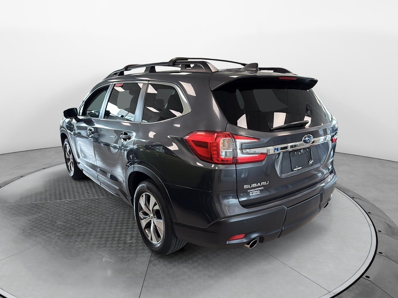 2023 Subaru Ascent VIN 4S4WMADD5P3445274 Grey Baie-Comeau - photo #4
