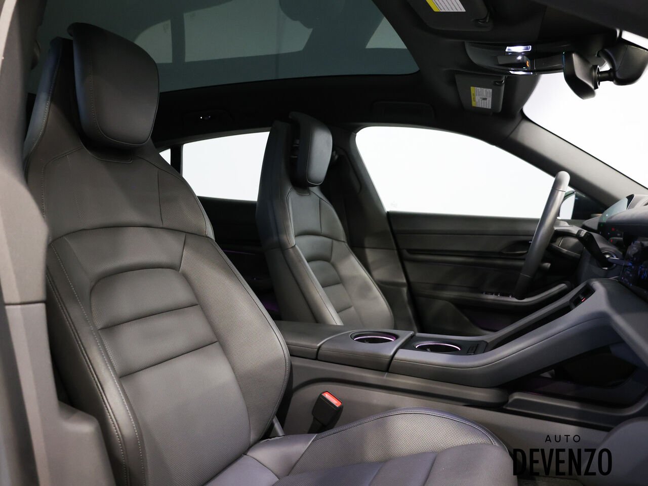 2022 Porsche Taycan Grey Saint-Eustache - photo #6
