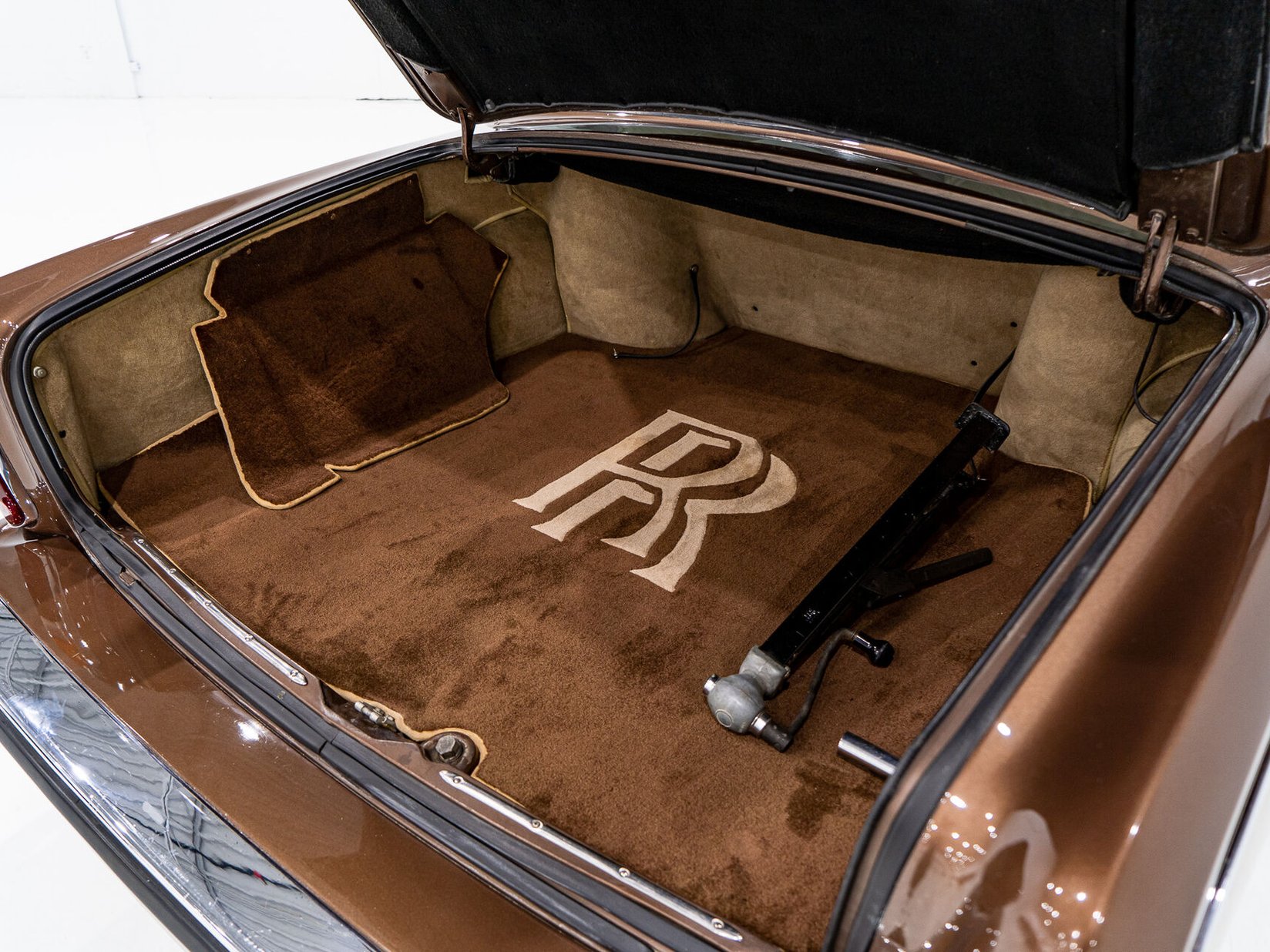 Rolls Royce Silver Shadow Project car **PRIX EN USD** 1974 Brun Montréal - photo #97