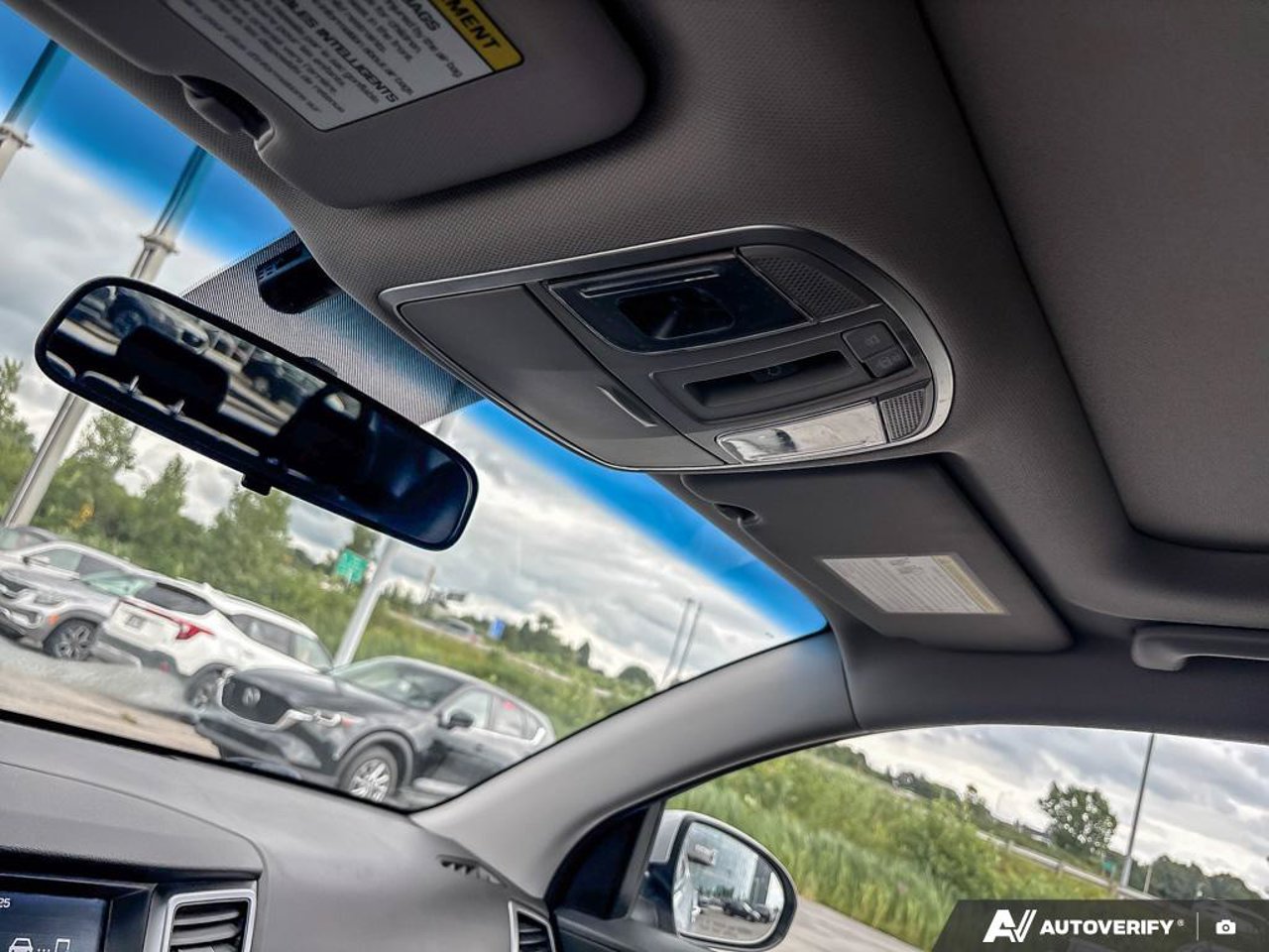 Hyundai Tucson KM8J3CA42JU790048 2018 Gris Mirabel - photo #24
