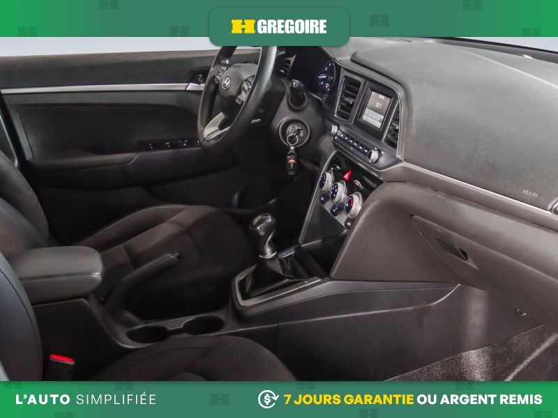 2019 Hyundai Elantra Red Blainville - photo #29