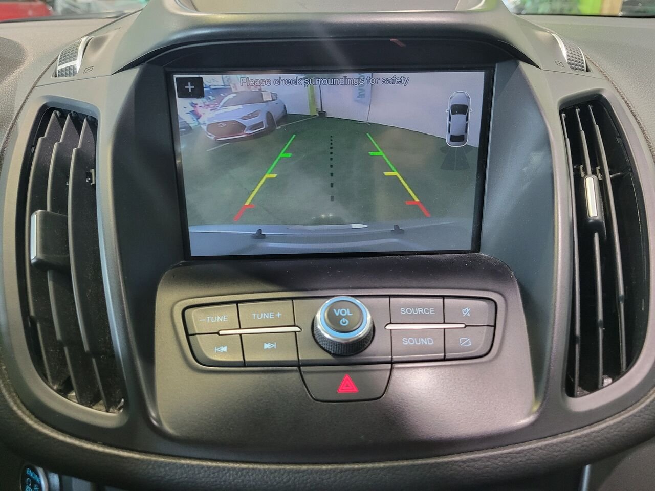 2019 Ford Escape Silver  - photo #22