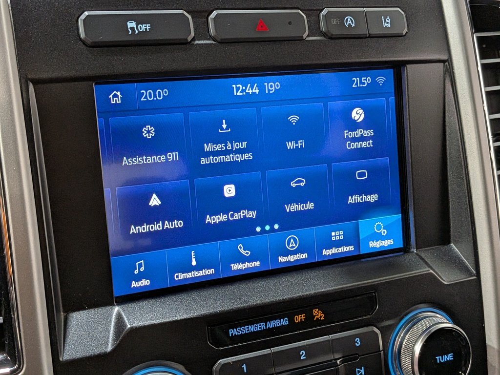 2020 Ford F-150 LARIAT 4WD SuperCrew 5.5' Box Black Val-David - photo #25