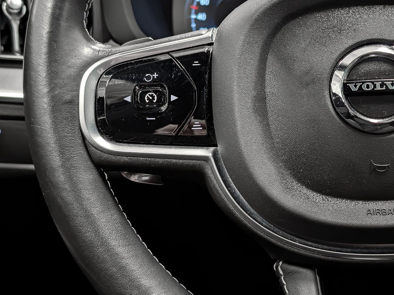 Volvo XC60 T6 AWD R-Design Toit pano Volant+sièges chauffants 2020 Autre Sherbrooke - photo #18