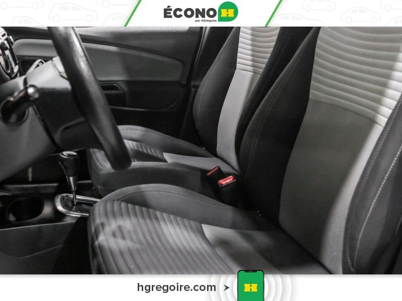 Toyota Yaris 727920A | LE AUTO A/C GR ELECT 2018 Blanc Laval - photo #10