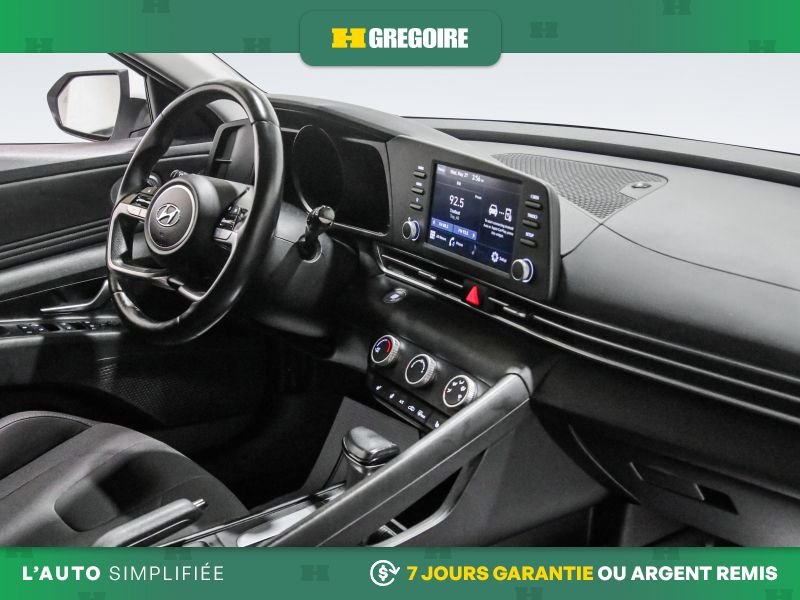 Hyundai Elantra 730566 | Preferred AUTO A/C GR ELECT MAGS CAM BLUETOOTH 2022 Blanc Laval - photo #28