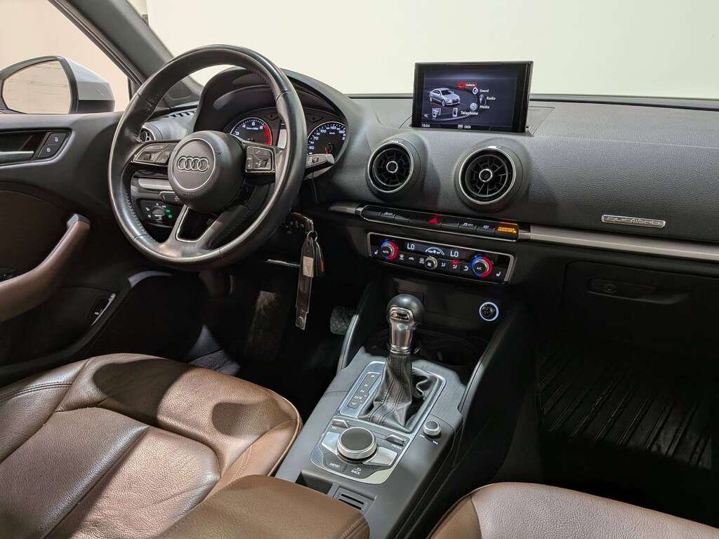 Audi A3 Sedan 2.0 TFSI quattro Komfort 2018 Blanc Val-David - photo #18