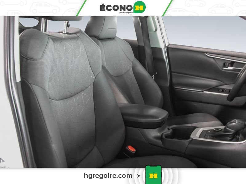 Toyota Rav 4 821073 | HYBRID XLE AWD TOIT MAGS CAM RECULE 2024 Blanc Laval - photo #26