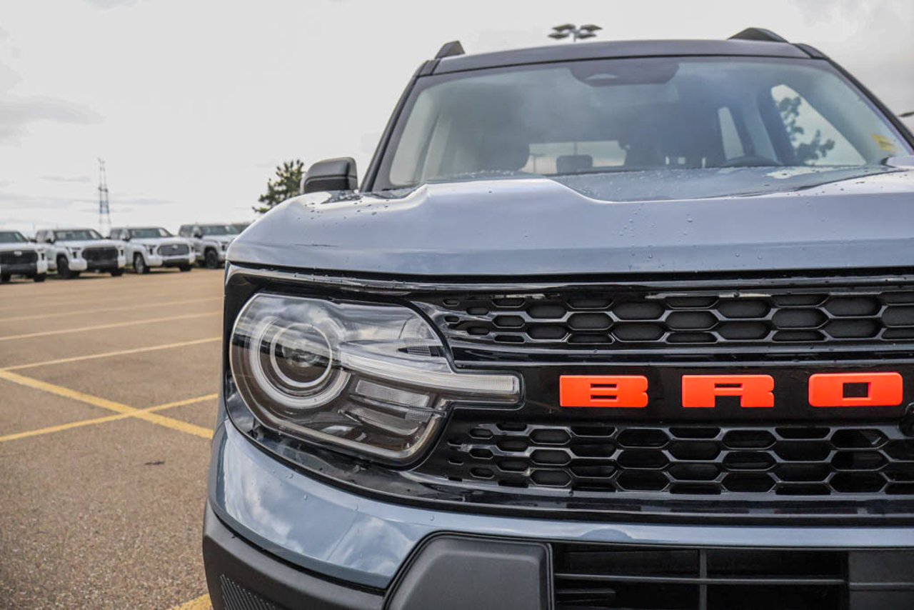 2025 Ford Bronco Sport Outer Banks 4x4 Azure Gray Metallic Sherwood Park - photo #10