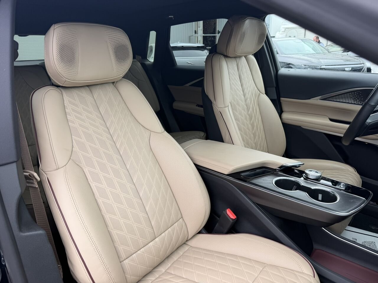 2024 Cadillac LYRIQ SPORT AWD NIVEAU 3 NAPPA FINANCEMENTÀ PARTIR 0.99% Green Laval - photo #21