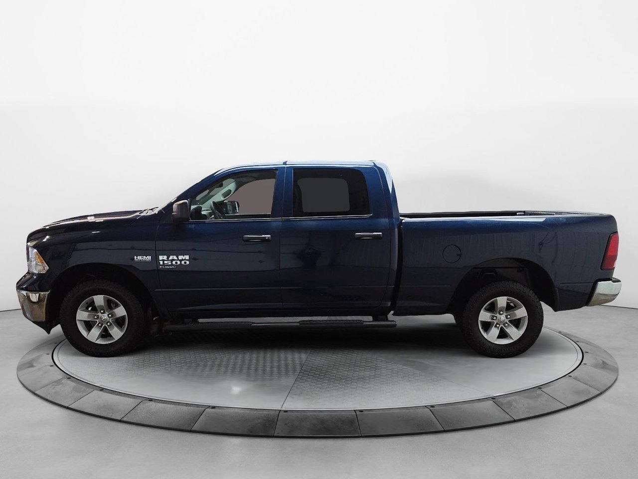 2023 Ram 1500 Classic VIN 1C6RR7ST9PS520748 Baie-Comeau - photo #4