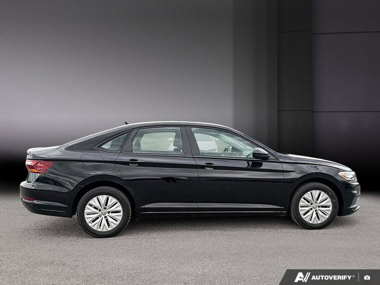 Volkswagen Jetta 3VWC57BU4KM149936 2019 Noir Mirabel - photo #5