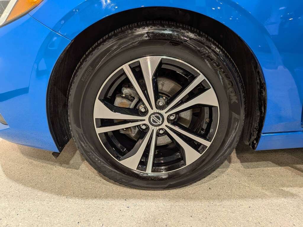 2021 Nissan Sentra SV CVT Blue Val-David - photo #33