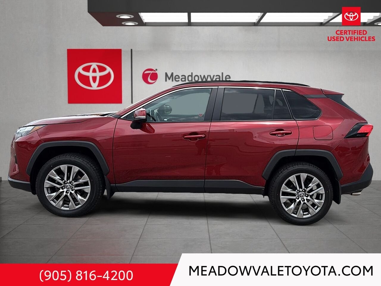 2023 Toyota RAV4 One Owner, Clean Car Fax, Power Sunroof, Power Trunk, Power Seat, Softex Leather Seating Red Mississauga - photo #5