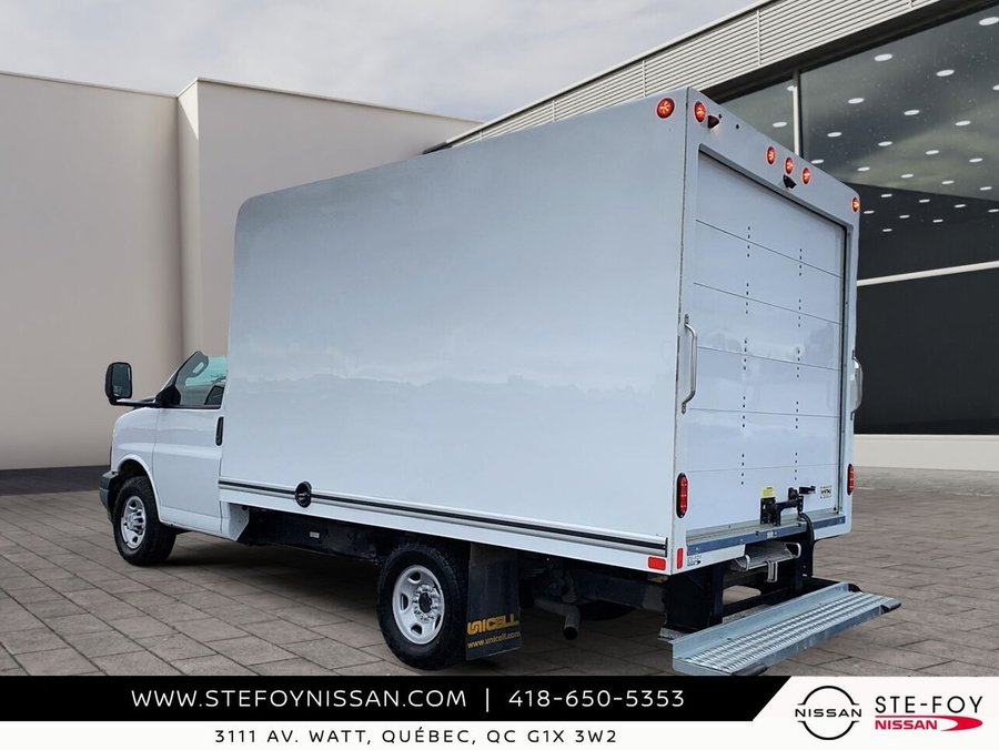 Chevrolet Fourgonnette commerciale tronquée Express S6017 2024 Blanc