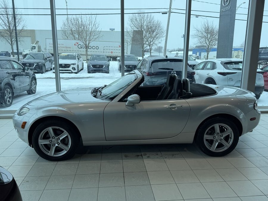 Mazda MX-5 Miata 2006 2006 Gris