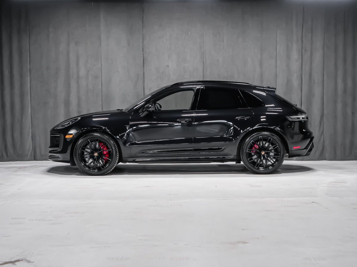 2025 Porsche Macan GTS Black Montreal - photo #2