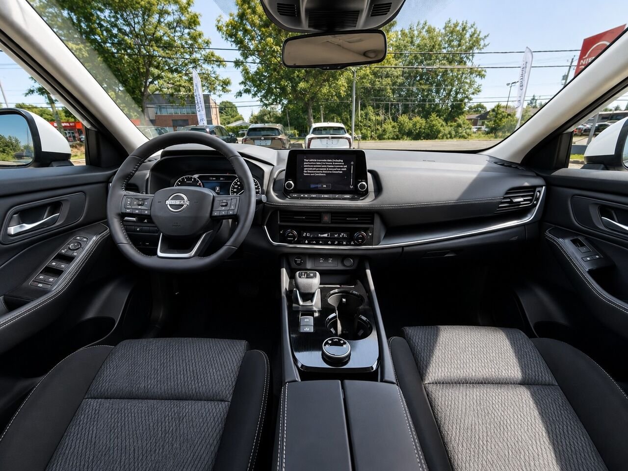 NISSAN Rogue ROGUE SV TOIT OUVRANT 2026 Blanc Everest nacré triple couche Châteauguay - photo #11