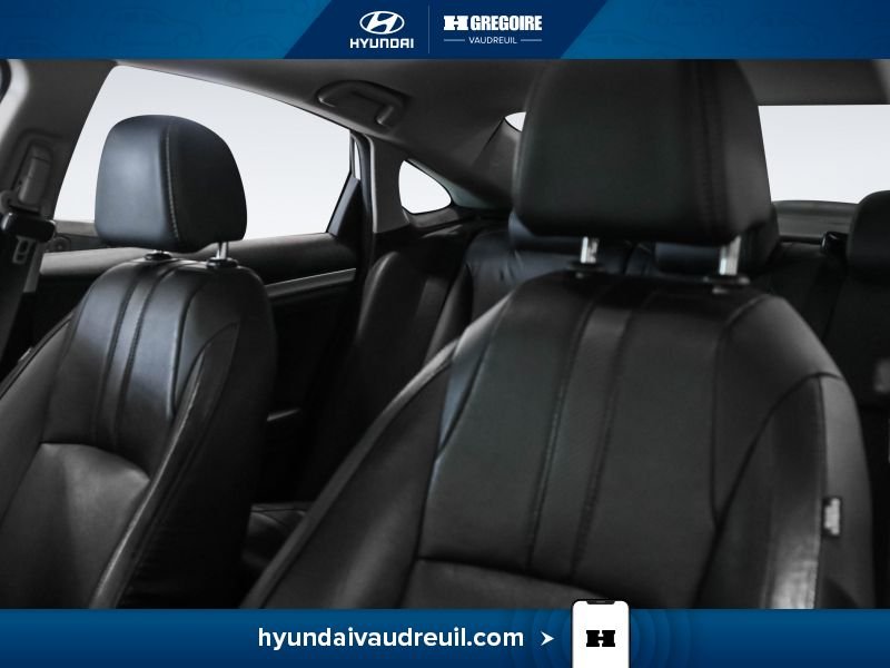 2016 Honda Civic White Blainville - photo #13