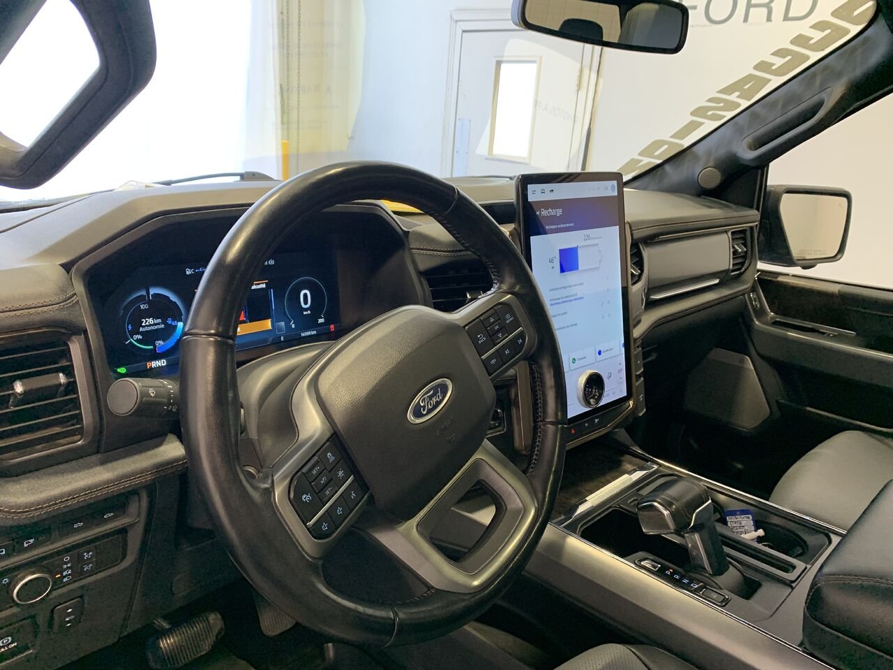 Ford F-150 Lightning LARIAT 2022 Gris Saint-Eustache - photo #27