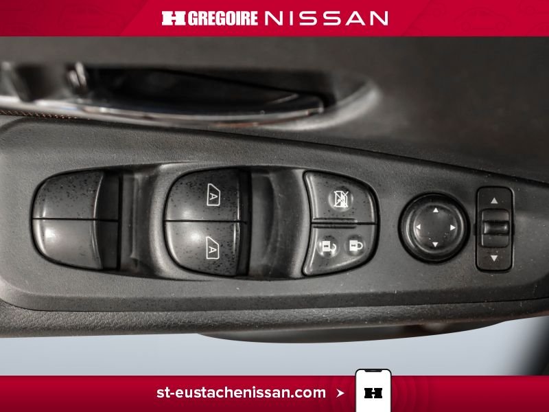 2021 Nissan Kicks Orange Saint-Eustache - photo #23