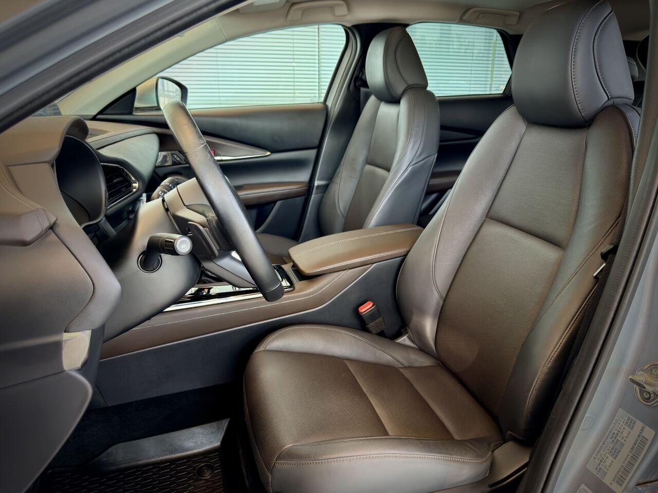 2023 Mazda CX-30 Silver Notre-Dame-des-Prairies - photo #16