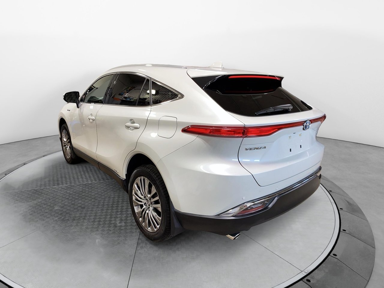 Toyota Venza NIV JTEAAAAH0MJ065339 2021 Blanc Chicoutimi - photo #5