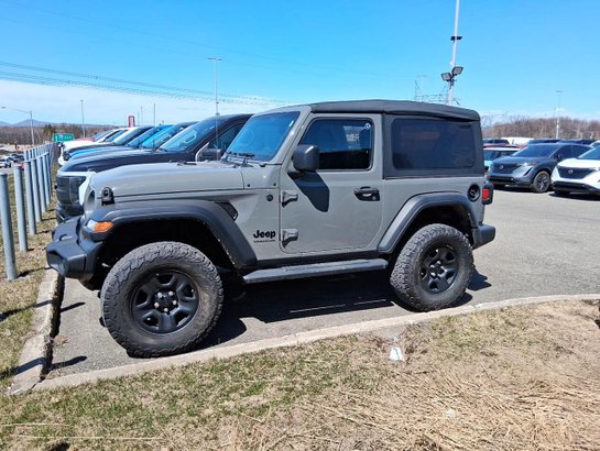 2022 Jeep Wrangler 2022 Grey