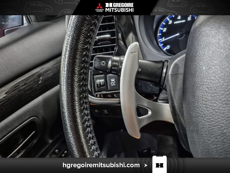 2016 Mitsubishi Outlander Red Blainville - photo #20
