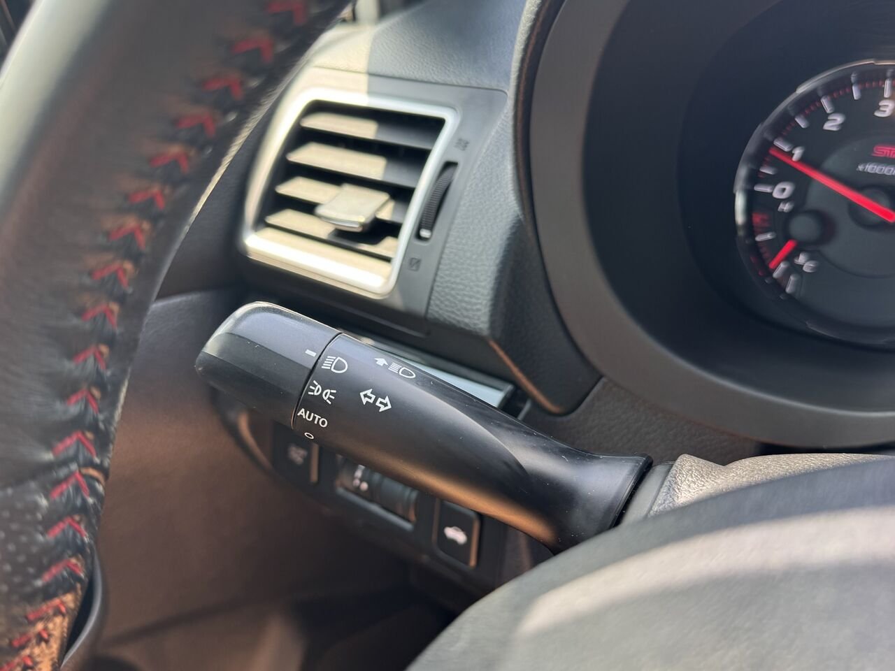 2020 Subaru WRX STi White Granby - photo #21