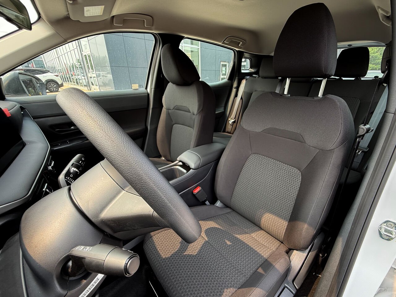 Nissan Kicks KICKS S AVANT 2025 Blanc d'Aspen triple couche Châteauguay - photo #9
