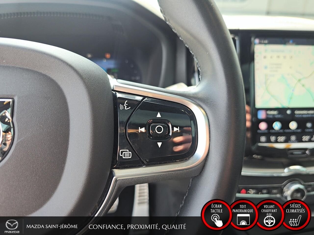 2022 Volvo XC60 Recharge T8 R-Design hybride rechargeable | POLESTAR | TOIT PANORAMIQUE | AWD | CUIR | Black Saint-Jérôme - photo #15