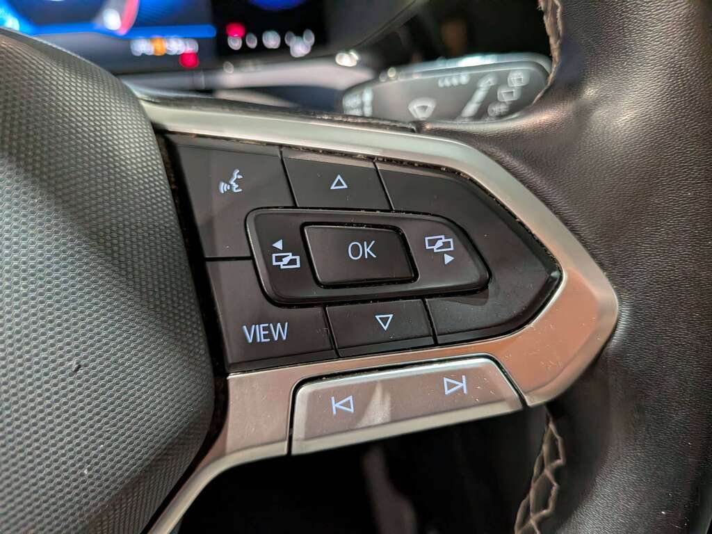 Volkswagen Taos Comfortline 4MOTION 2022 Bleu Val-David - photo #17