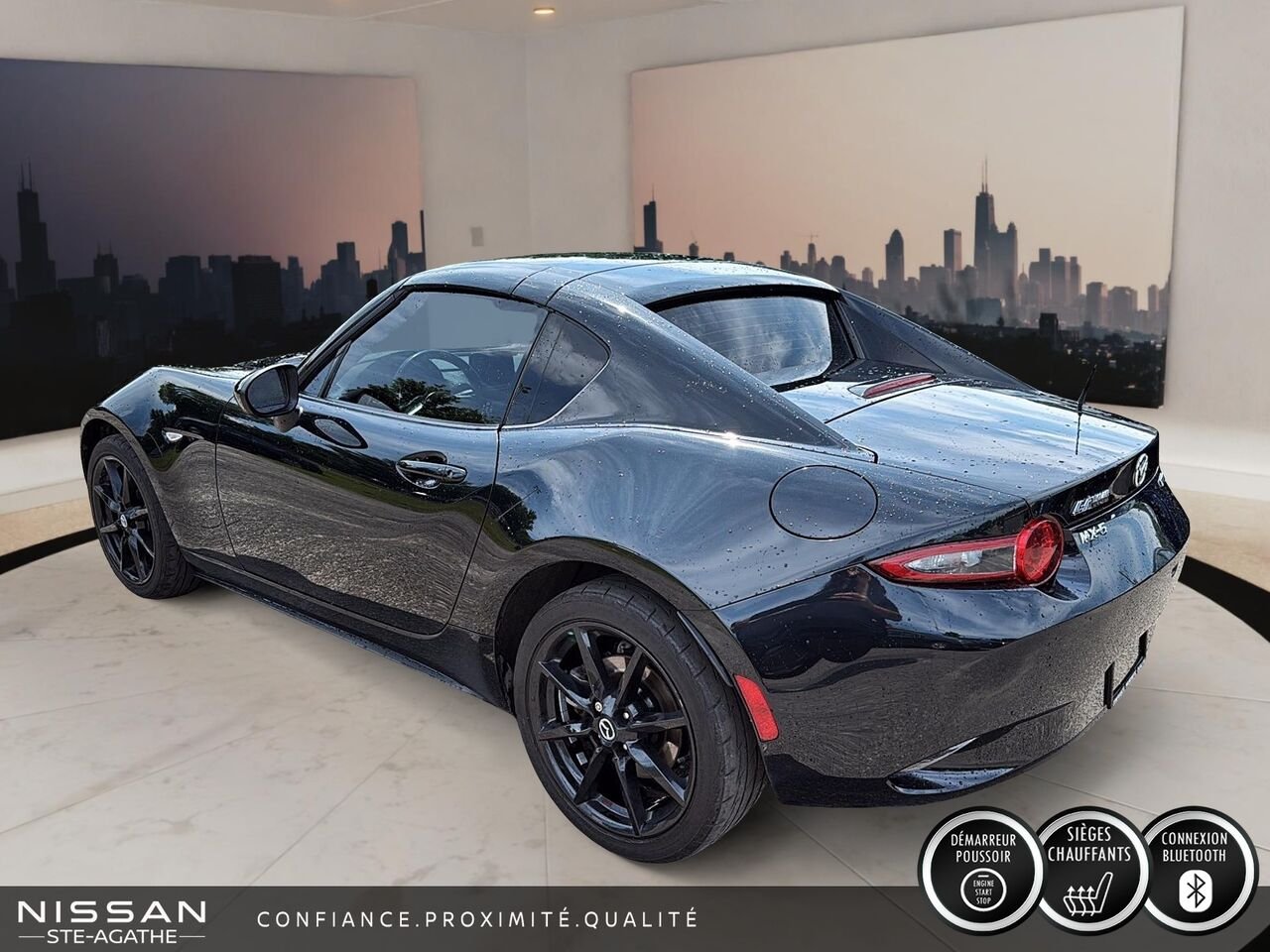 2022 Mazda MX-5 RF Black Sainte-Agathe-des-Monts - photo #4