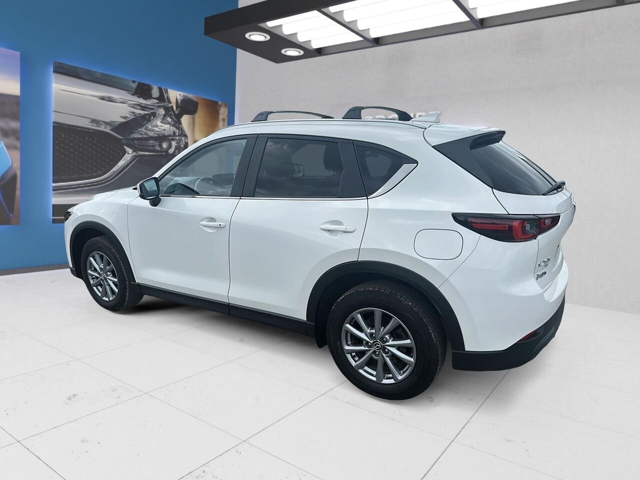 2024 Mazda CX-5 White Rouyn-Noranda - photo #3