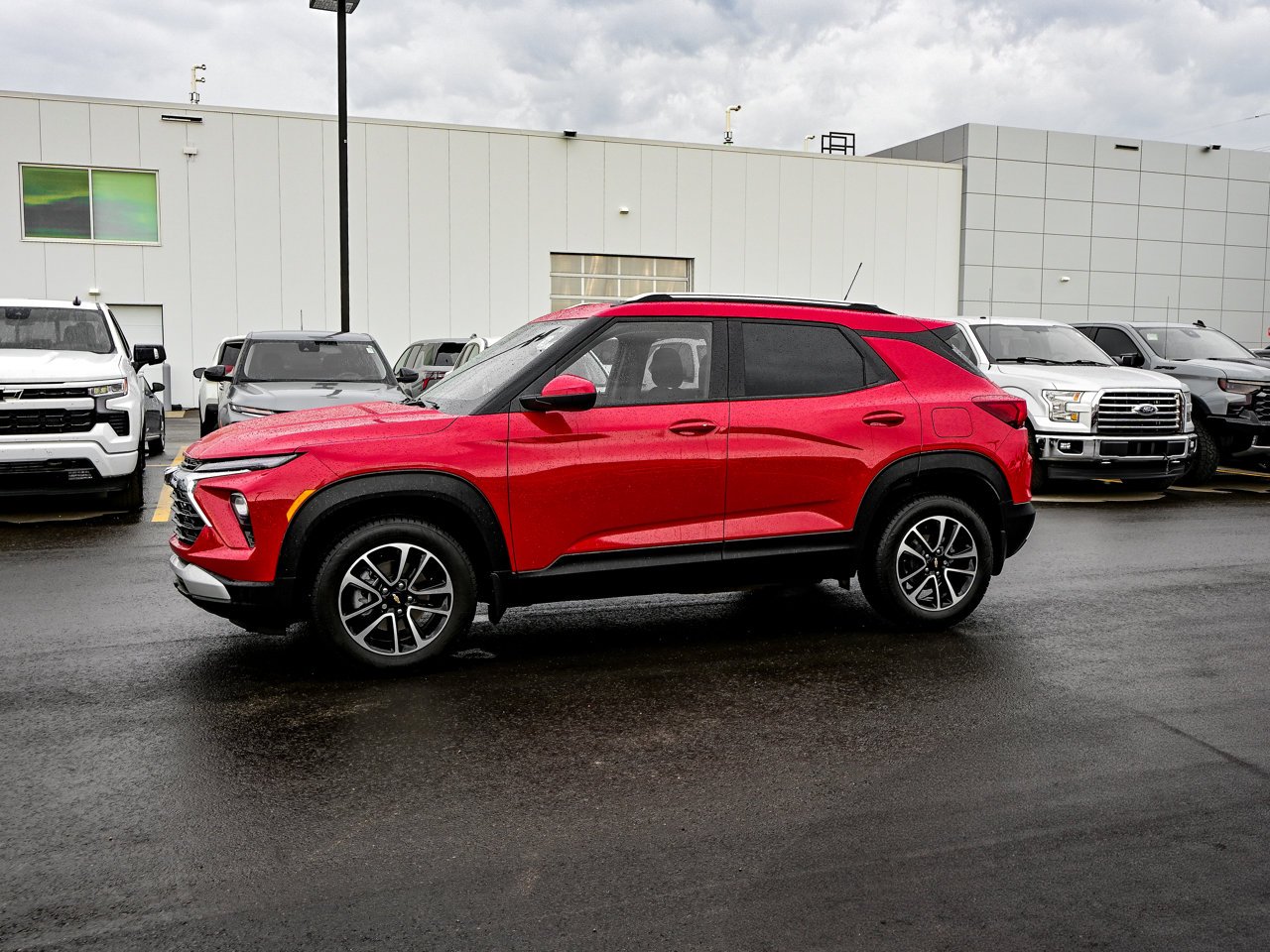 2026 Chevrolet Trailblazer AWD 4dr LT Red Sherwood Park - photo #8