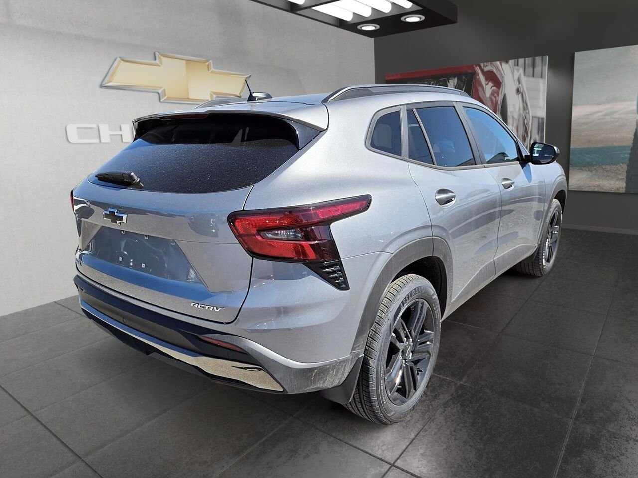 2026 Chevrolet Trax ACTIV 4 portes TA STERLING GRAY METALLIC Saint-Hyacinthe - photo #4
