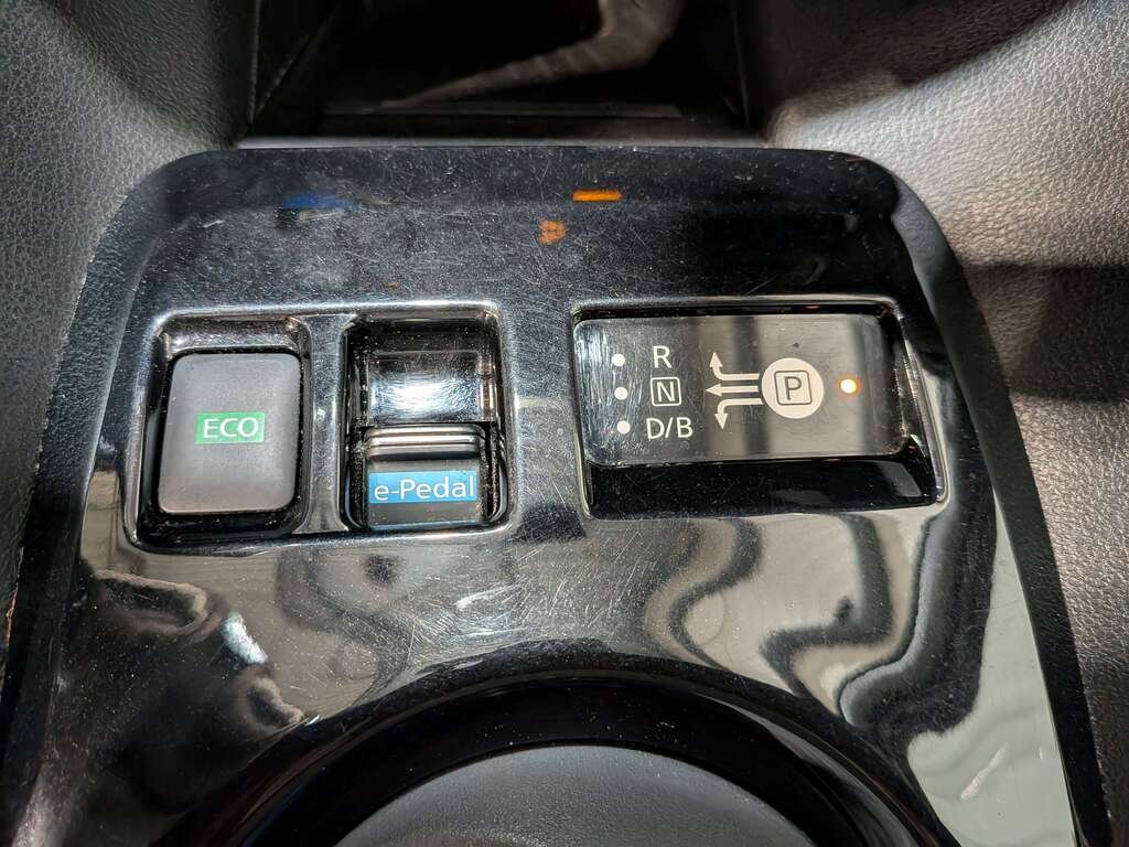 2019 Nissan LEAF SL Hatchback *Ltd Avail* Grey Val-David - photo #24