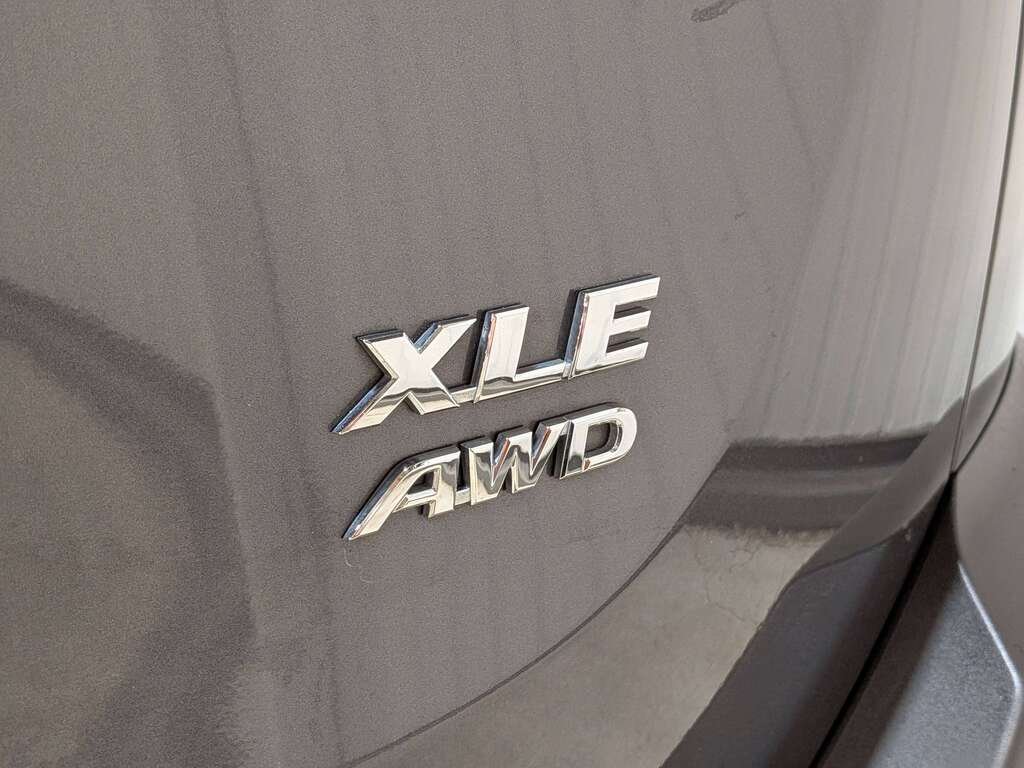 Toyota RAV4 AWD 4dr XLE 2015 Gris Val-David - photo #22