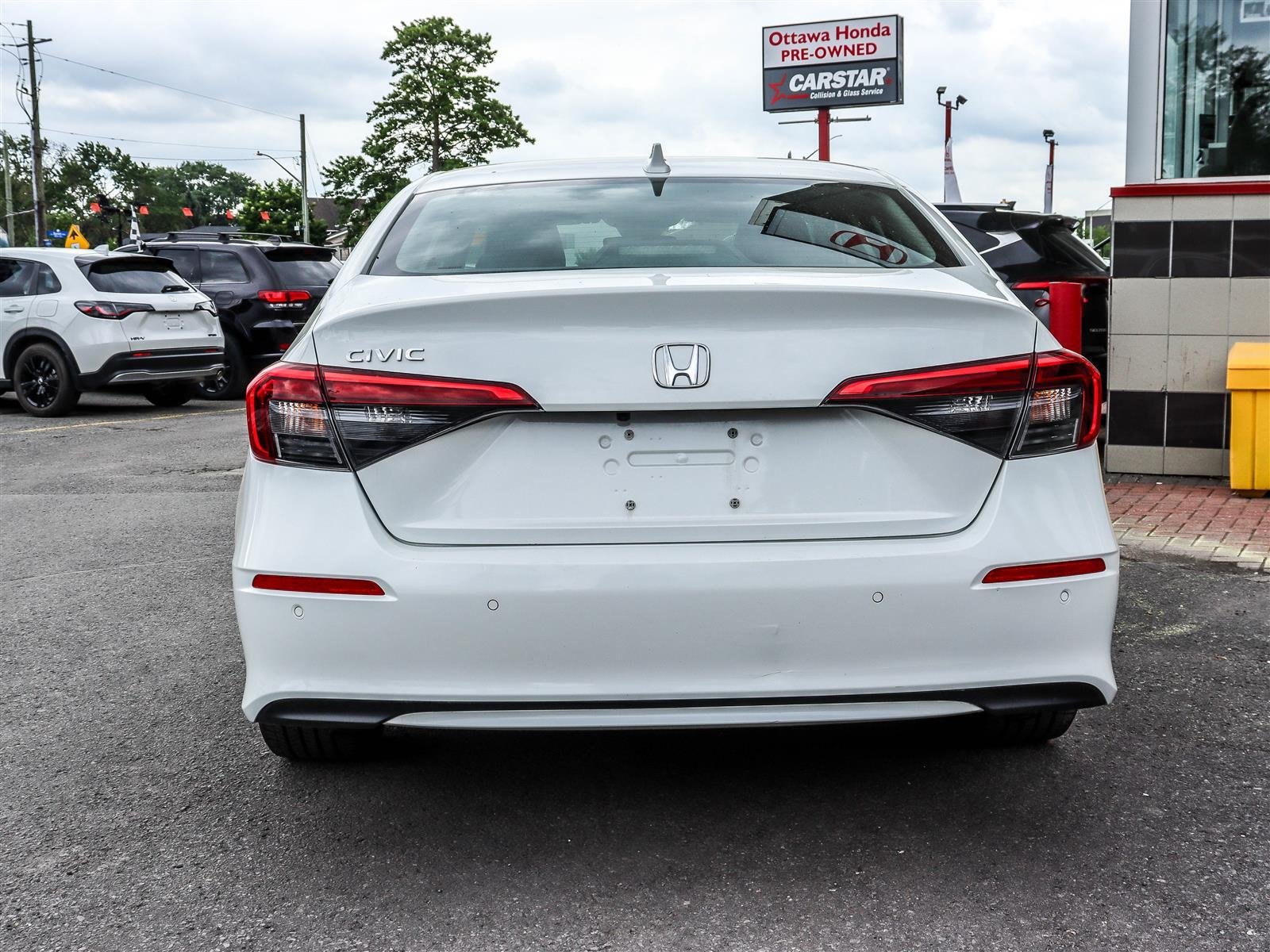 2022 Honda Civic Sedan Touring Ottawa & Gatineau - photo #3