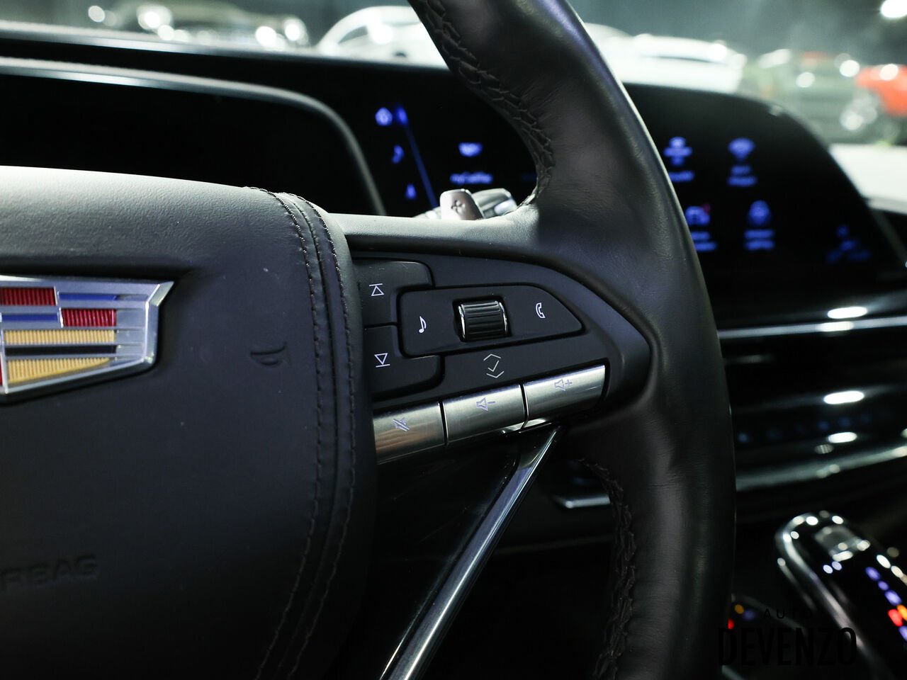 Cadillac Escalade ESV 2023 Noir Saint-Eustache - photo #14