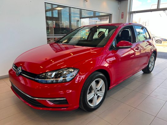 2021 Volkswagen Golf 2021 Red